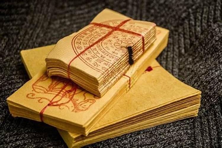 中元节该烧什么纸钱 中元节该烧什么样的纸钱呢