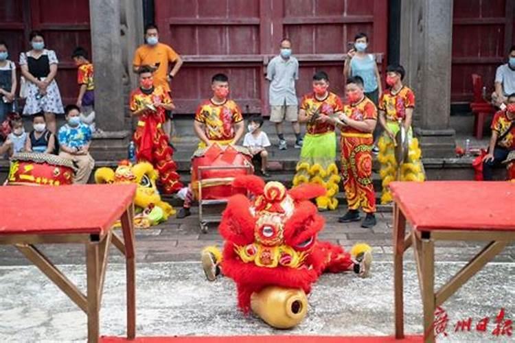 大年初一为什么要上坟啊？