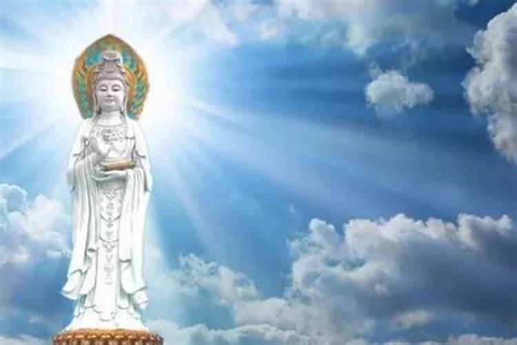 正月初一去庙上香好吗 正月初一去寺庙几点最好？