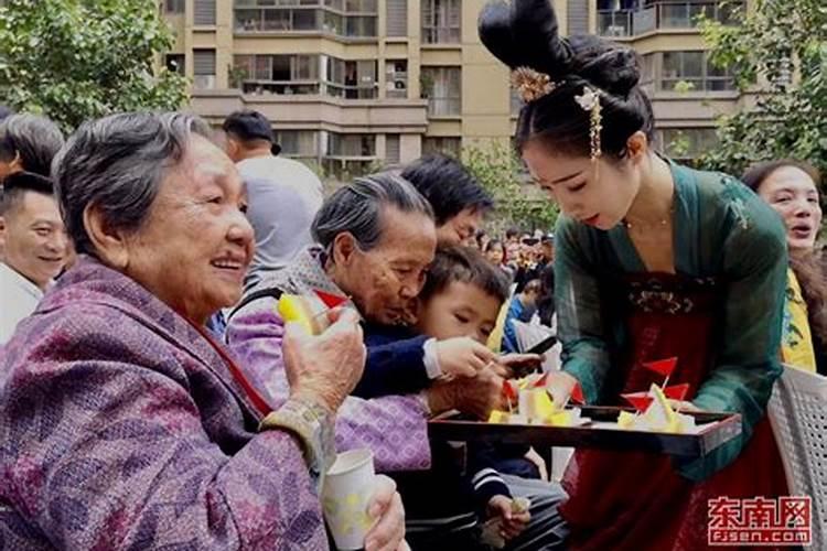 给死人念经怎么说就是平常的只有六七句的,结结金结结银,结结银子什么下...