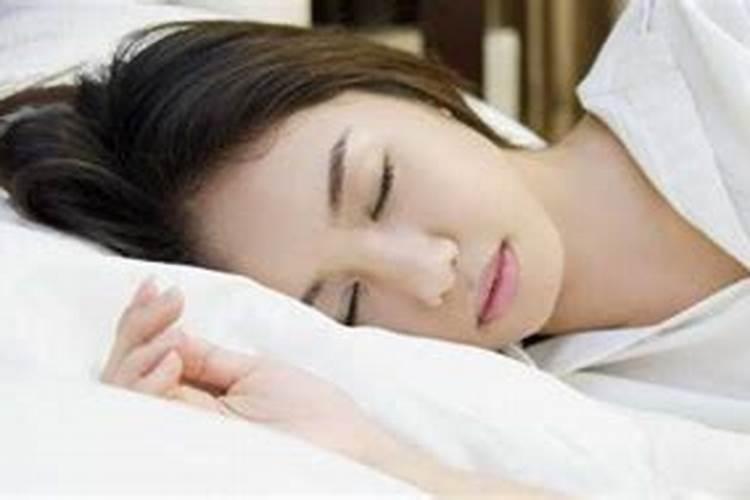 单身女性梦到自己有男朋友了