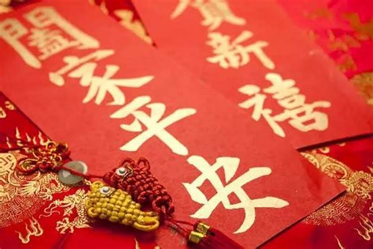 订婚女方出轨要赔偿多少