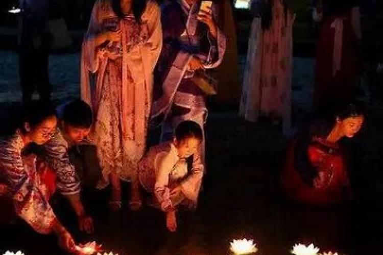 7月14(或15)鬼节来历？