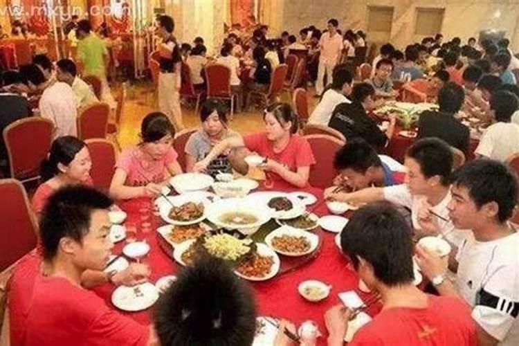 梦见老板突然死了的预兆