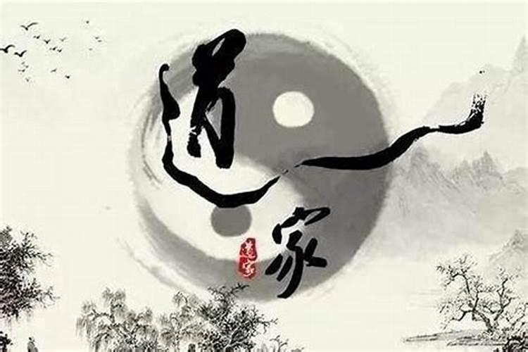 2024年七月十五出生余姓女孩名字