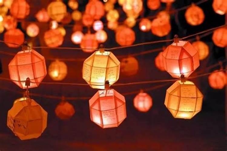 元宵节打灯笼的起源是什么？