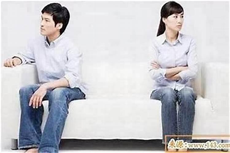 两个人很相爱八字不合怎么办 夫妻八字不合的影响？