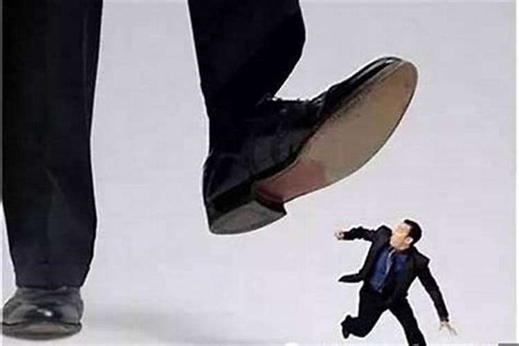 事业上遇小人如何破