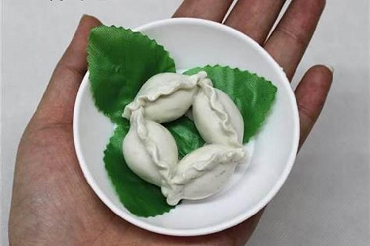 清明上坟用的馒头点红点还是黑点