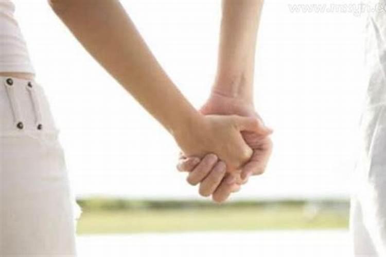 梦见前男友跟他现女友分手的预兆