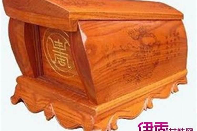 梦见棺材的人死而复生是什么意思