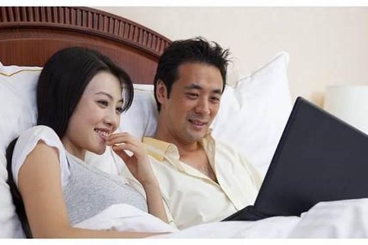 算两个人八字合不合的方法 日元相合夫妻感情和美