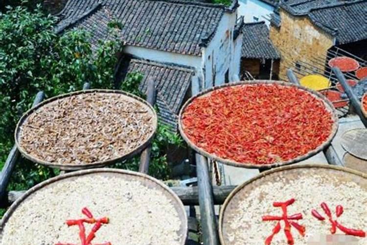 李居明化太岁锦囊里的符什么时候烧
