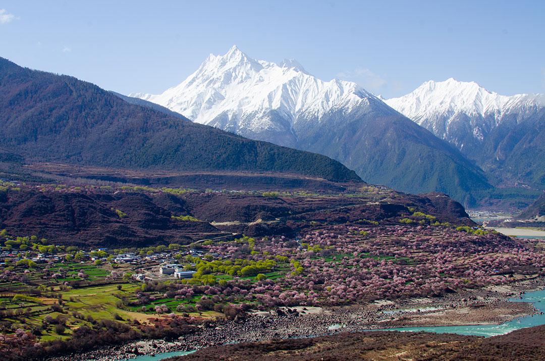 川藏服去拉萨旅游