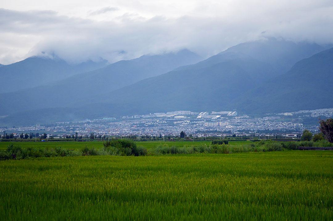 贵州去香格里拉旅游要多少钱啊？