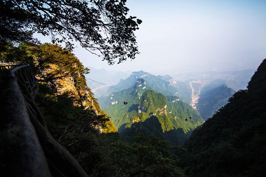 前往张家界，最实用的天门山攻略详解，体验感极佳