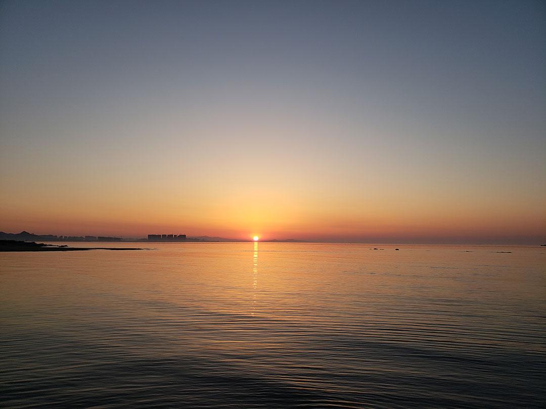 海上快艇畅游，海底潜水探险，青岛人这样玩转大海，真是羡慕哭了